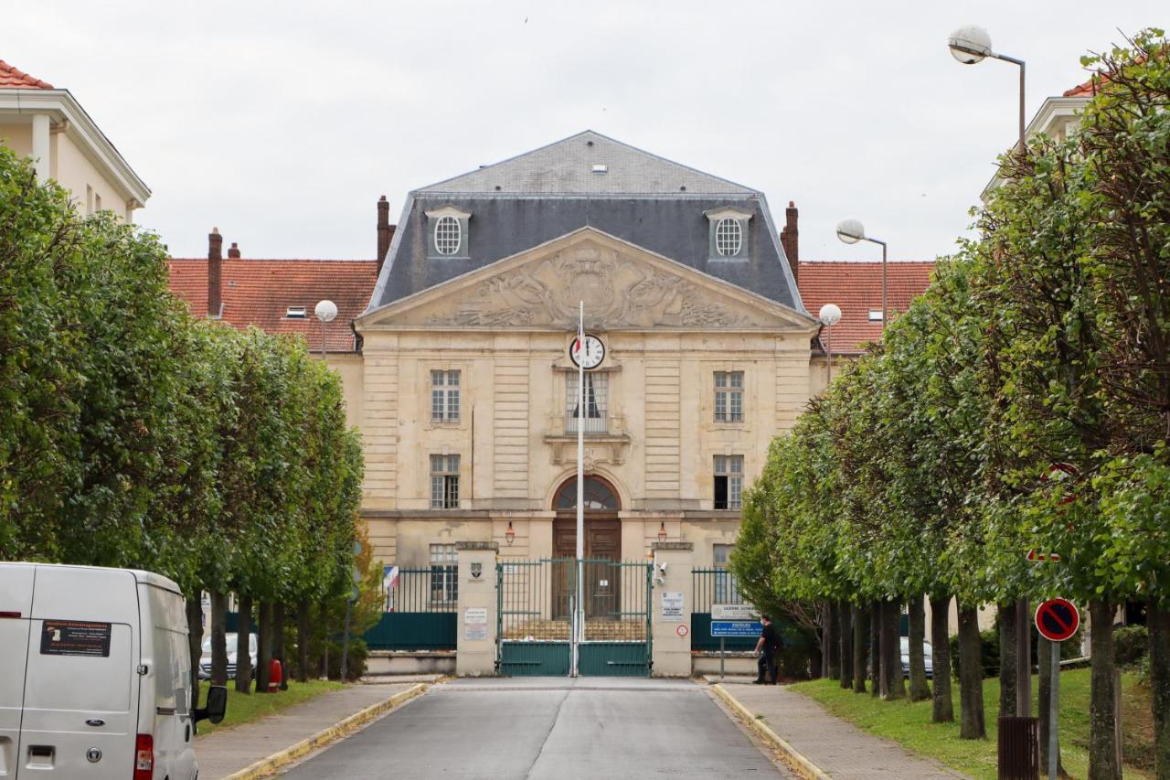 Studio Design Proche Defense-Paris Rueil-Malmaison Exterior foto